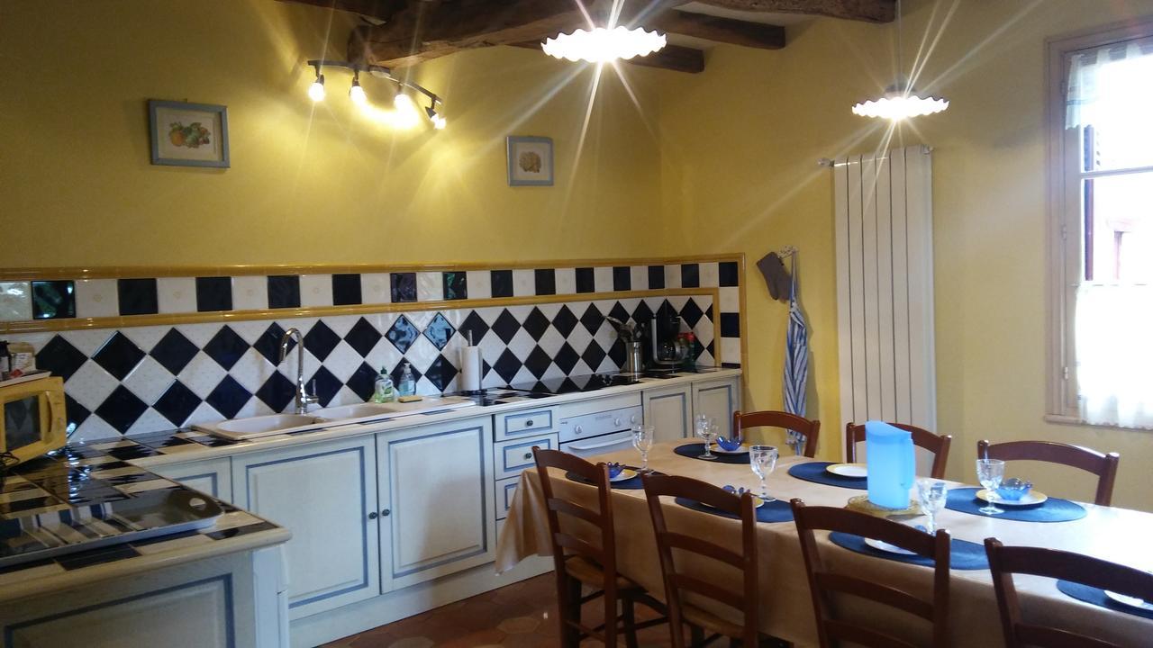 Manoir De Vilaines Varennes  المظهر الخارجي الصورة