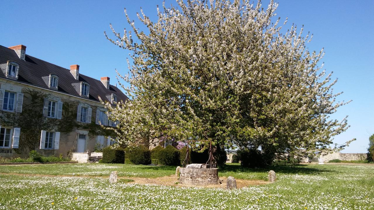 Manoir De Vilaines Varennes  المظهر الخارجي الصورة